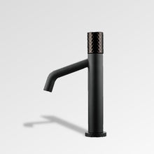 DIAMOND Basin Mixer