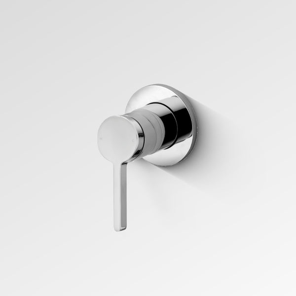 Audri Bath/Shower Mixer on Round Backplate